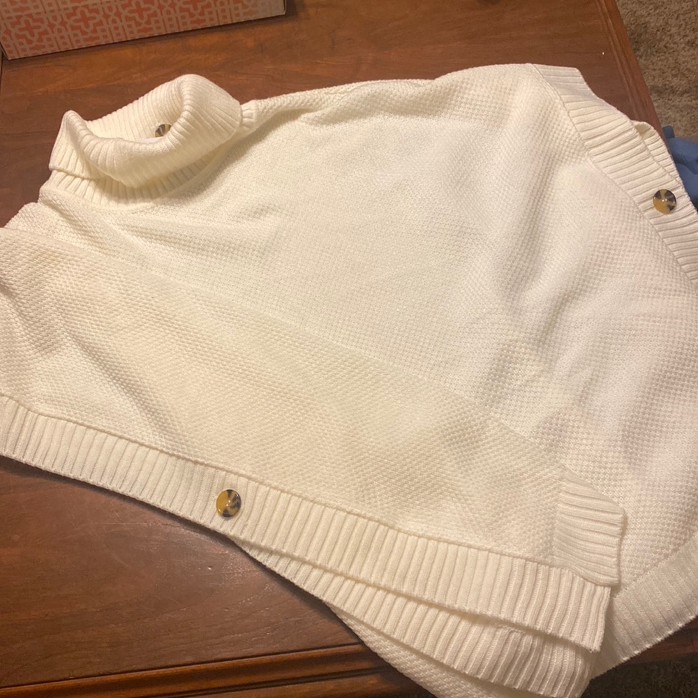 Loft knit poncho